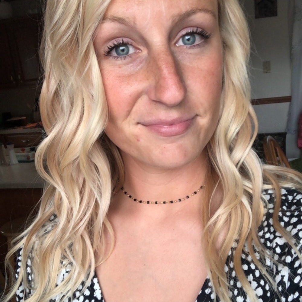 Meet your Posher, Rebecca